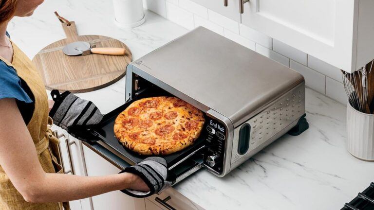 我用这款 Ninja 十合一小烤箱取代了空气炸锅，它是我厨房里用途最广泛的工具